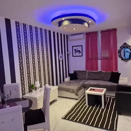 Apartment Black & White