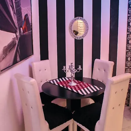 Black & White Apartment Belgrade